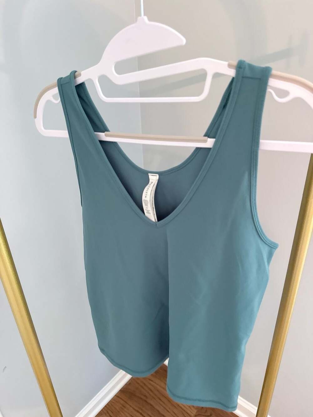Athleta Transcend Tank Size M Teal Blue Athletic Workout Top